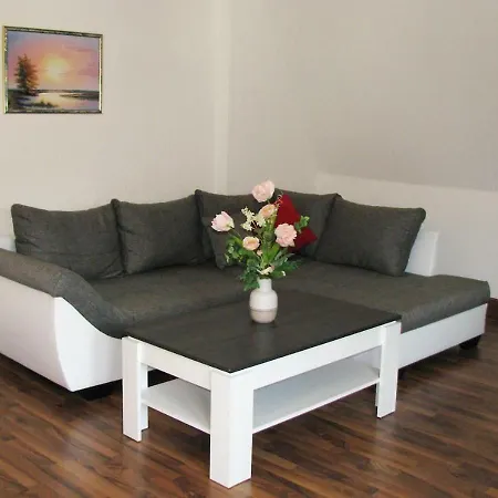 Haus Felsenruh Apartman