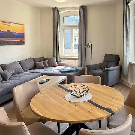 Haus Felsenruh Apartman